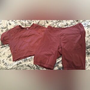 Workout top. Size medium